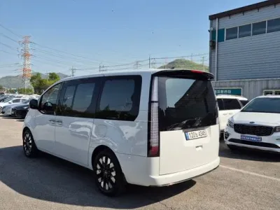 2025 Hyundai Staria HEV 1.6 Lounge 9-Seater, фото 2, лот 10062784