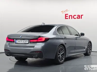 2023 BMW 5-Series 520i M Sport, фото 2, лот 10224541