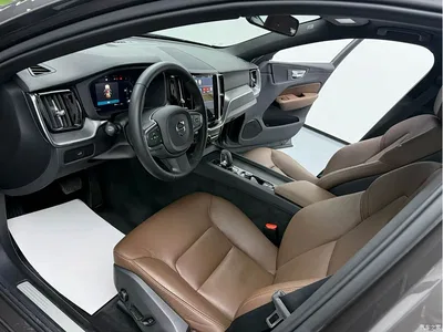 2025 Volvo XC60 B5 AWD Smart Luxury Edition, фото 3, лот 10355581