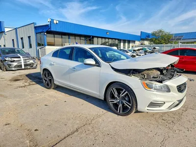 2017 VOLVO S60 R DESIGN, фото 4, лот 11588291