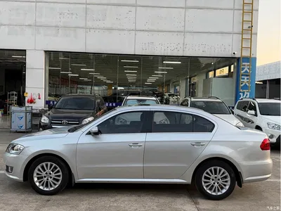 2013 Volkswagen Lavida Facelift 1.4TSI Manual Luxury, фото 2, лот 11408530
