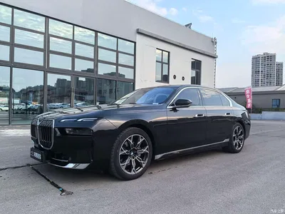 2023 BMW 7 Series Model 735Li Luxury Package, фото 1, лот 10689426