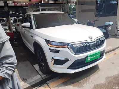 2022 Škoda Kodiaq Facelift TSI330 7-seat FWD Luxury Edition, фото 4, лот 10818069