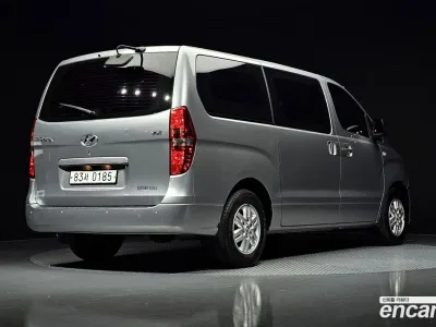 2019 Hyundai Starex Van 3-Seater, фото 2, лот 10191357