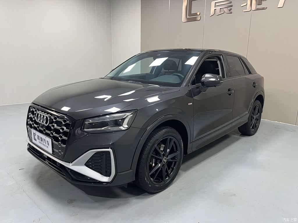 2022 Audi Q2L 35 TFSI Progressive Dynamic, фото 1, лот 11217205