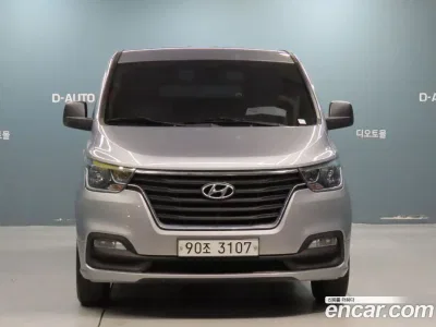 2019 Hyundai Starex Van 3-Seater, фото 2, лот 11546978