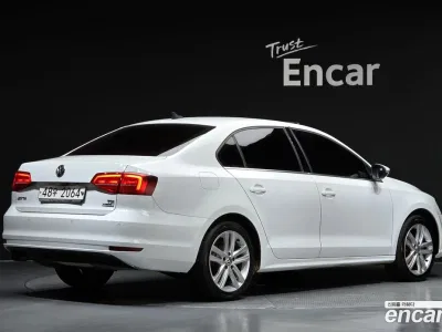 2015 Volkswagen Jetta 2.0 TDI BlueMotion Premium, фото 2, лот 10522545
