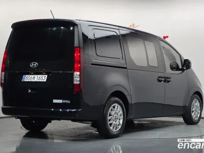 2025 Hyundai Staria Cargo 5-Seater, фото 2, лот 10216802