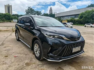 2024 Toyota Granvia 2.5L Hybrid Comfort, фото 2, лот 10269736