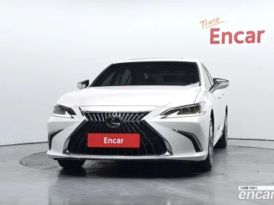2023 Lexus ES 300h Luxury Plus, фото 3, лот 10568093