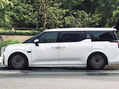 2022 ZEEKR 009 Facelift WE Edition, фото 2, лот 10689372