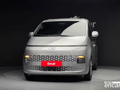 2023 Hyundai Staria Cargo 3-Seater, фото 2, лот 10059036
