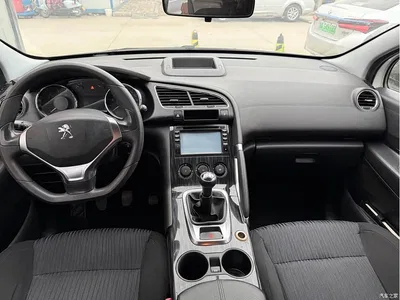 2015 Peugeot 3008 2.0L Manual Classic Edition, фото 3, лот 11081778