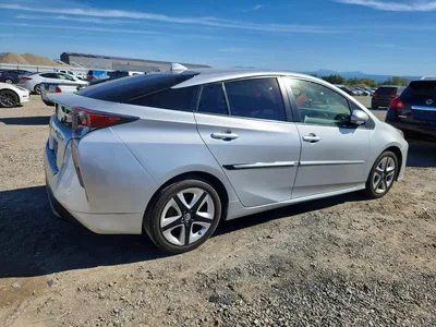 2016 TOYOTA PRIUS TWO, фото 3, лот 11186908