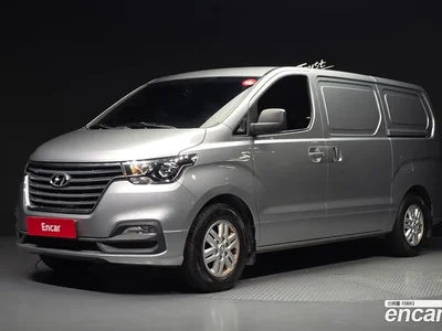 2020 Hyundai Starex Van 3-Seater, фото 1, лот 10164648