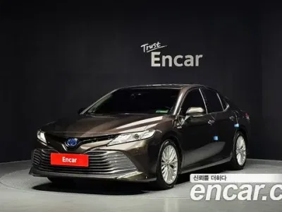 2018 Toyota Camry 2.5 XLE Hybrid, фото 1, лот 10033995