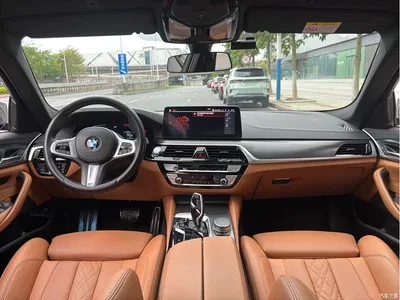 2021 BMW 5 Series (Import) 525i M Sport Package, фото 4, лот 10474260