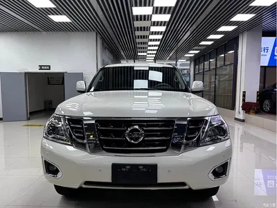 2018 Nissan Patrol 4.0L Platinum, фото 2, лот 10339621