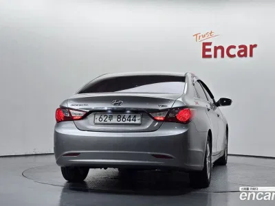 2010 Hyundai Sonata Premier, фото 4, лот 10342763