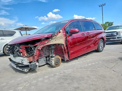 2022 TOYOTA SIENNA XLE, фото 1, лот 10514387