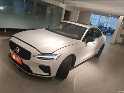 2025 Volvo S60 B5 Elegance Sport Edition, фото 1, лот 10453580