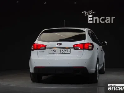 2011 Kia Porte 1.6 GDI Prestige, фото 4, лот 10195635