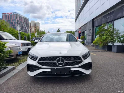 2024 Mercedes-Benz A-Class A 200 L Fashion Edition, фото 2, лот 10283157
