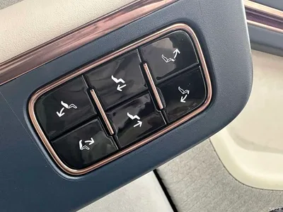 2025 ZEEKR MIX Smart Driving Edition, фото 4, лот 10291885
