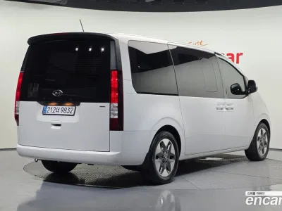 2022 Hyundai Staria 4WD Tourer 9-Seater, фото 1, лот 10055471