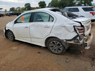 2018 CHEVROLET SONIC LT, фото 2, лот 10703086