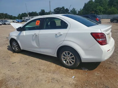 2017 CHEVROLET SONIC LT, фото 2, лот 10677395