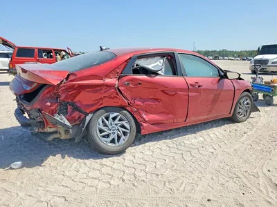 2024 HYUNDAI ELANTRA SEL, фото 3, лот 11562383