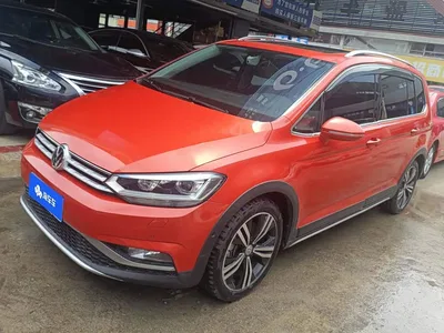 2018 Volkswagen Touran L 280TSI DSG Luxury Edition 6-seater, фото 1, лот 10475561