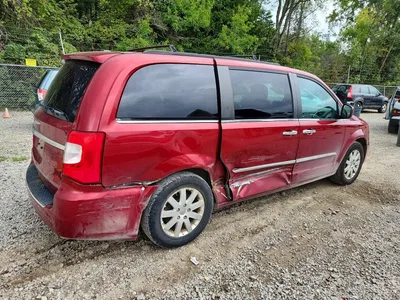 2016 CHRYSLER TOWN & COUNTRY TOURING, фото 3, лот 11143856