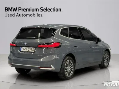 2024 BMW 2-Series 220i Luxury, фото 2, лот 10213497