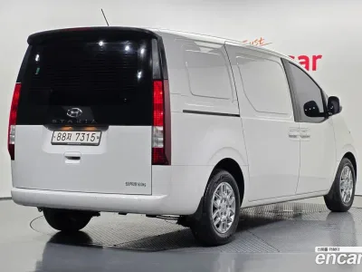 2022 Hyundai Staria Cargo 3-Seater, фото 2, лот 10142999