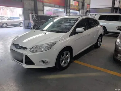 2012 Ford Focus Hatchback 1.6L Automatic Trend, фото 1, лот 10301408