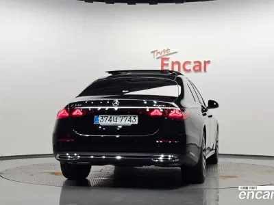2025 Mercedes-Benz E-Class E300 4MATIC Exclusive, фото 3, лот 10219056