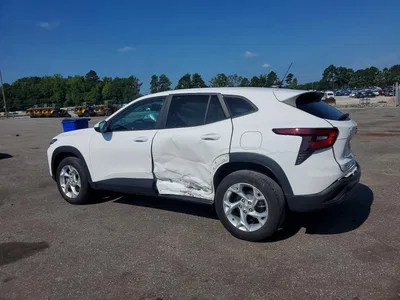 2024 CHEVROLET TRAX LS, фото 2, лот 10668761