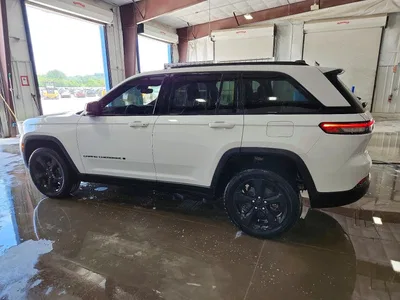2023 JEEP GRAND CHEROKEE LAREDO, фото 2, лот 10634699