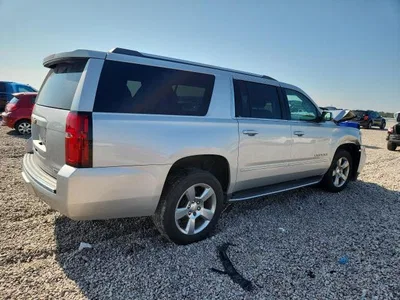 2017 CHEVROLET SUBURBAN C1500 PREMIER, фото 3, лот 10702723