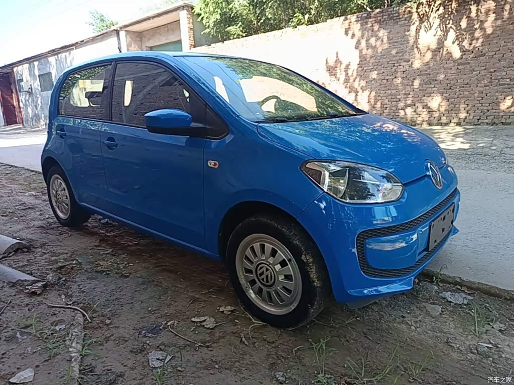 2015 Volkswagen up! 1.0L move up!, фото 4, лот 10466379