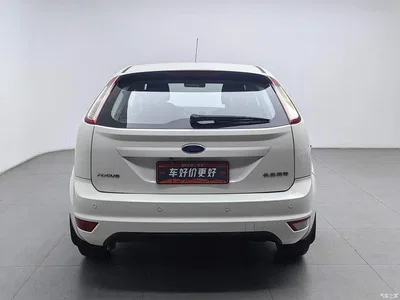 2013 Ford Focus Hatchback Classic 1.8L Automatic Base, фото 4, лот 10276754