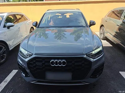 2025 Audi Q5L 45th Anniversary Edition 40 TFSI Luxury Sport, фото 3, лот 10456497