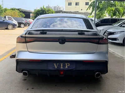 2023 Changan UNI-V 1.5T Luxury Edition, фото 4, лот 10249196