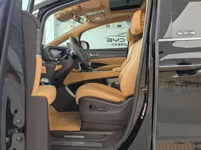 2025 Denza D9 Model DM-i Smart Drive Edition 1020 AWD Flagship, фото 2, лот 10594086