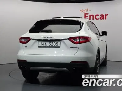 2017 Maserati Levante 3.0 AWD, фото 4, лот 10034930
