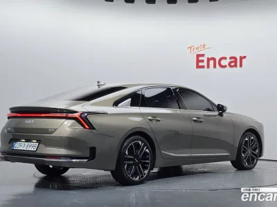 2025 Kia K8 Signature, фото 2, лот 10230331