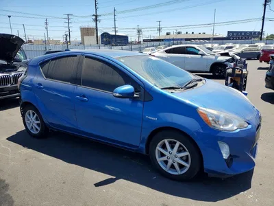 2016 TOYOTA PRIUS C FOUR, фото 4, лот 10550457