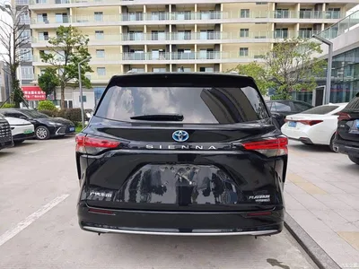 2021 Toyota Sienna 2.5L Hybrid Platinum Edition, фото 4, лот 11398143